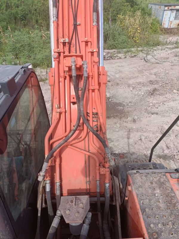21 tấn sẵn dùng máy đào cho công việc và có kinh nghiệm sử dụng Hàn Quốc nhập khẩu Hitachi 210-5G