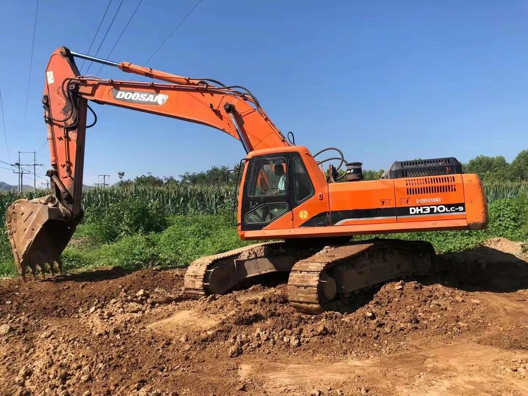 37 tấn sẵn dùng máy đào cho công việc và có kinh nghiệm sử dụng Hàn Quốc nhập khẩu DOOSAN DH370LC-9 trong tình trạng tốt