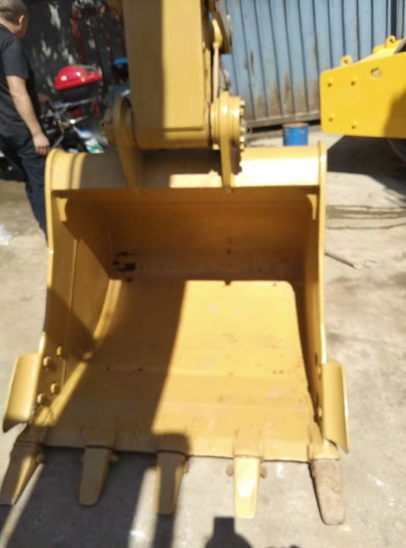 17.9 tấn gần như mới Nhật Bản nhập khẩu máy đào lượn được sử dụng sửa chữa CAT 318 D2L