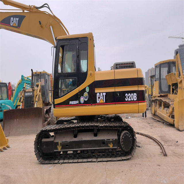 21 tấn sẵn sàng để làm việc và có kinh nghiệm sử dụng Nhật Bản Caterpillar 320 B trong tình trạng tốt