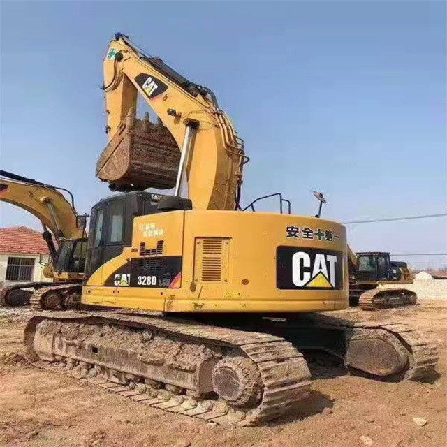 34.7 tấn sẵn sàng để làm việc và có kinh nghiệm sử dụng Nhật Bản Caterpillar 328 D trong tình trạng tốt