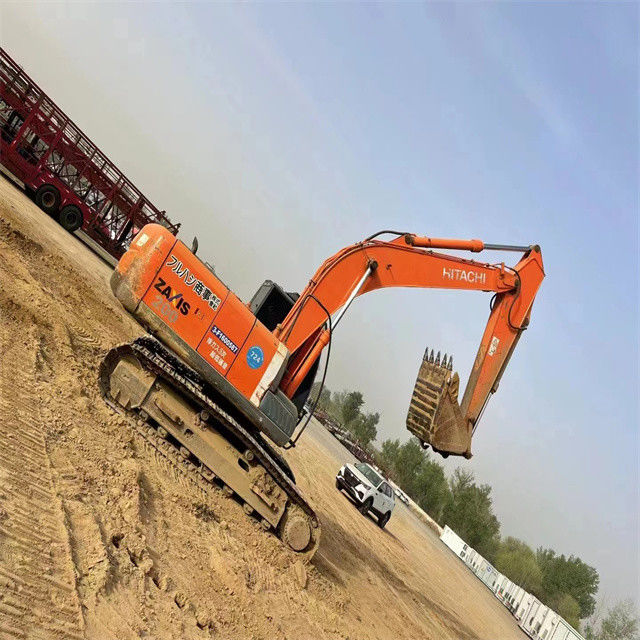 30.2 tấn sẵn sàng để làm việc và có kinh nghiệm sử dụng Nhật Bản nhập khẩu Hitachi ZX 300 LC trong tình trạng tốt