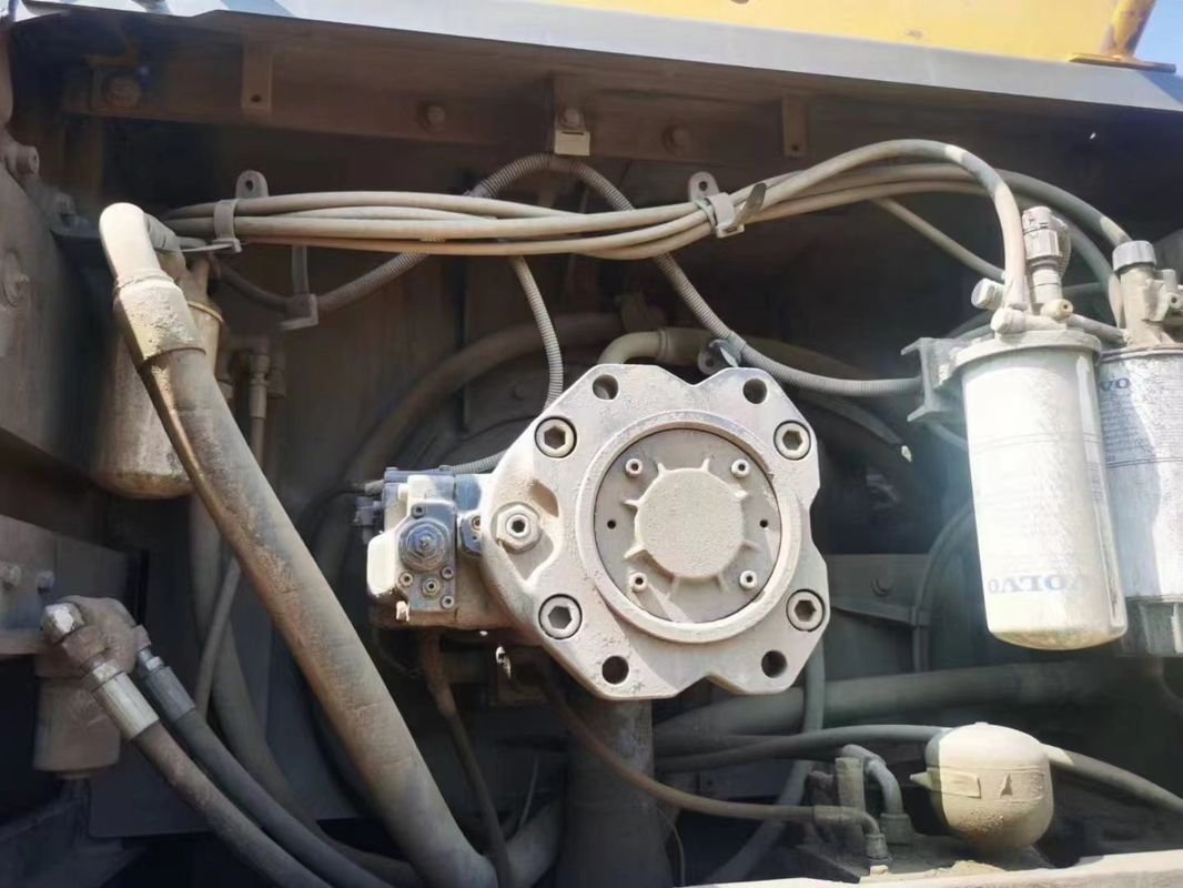 Thụy Điển nhập khẩu chất lượng cao Volvo EC380 máy đào lượn được sử dụng gần như mới