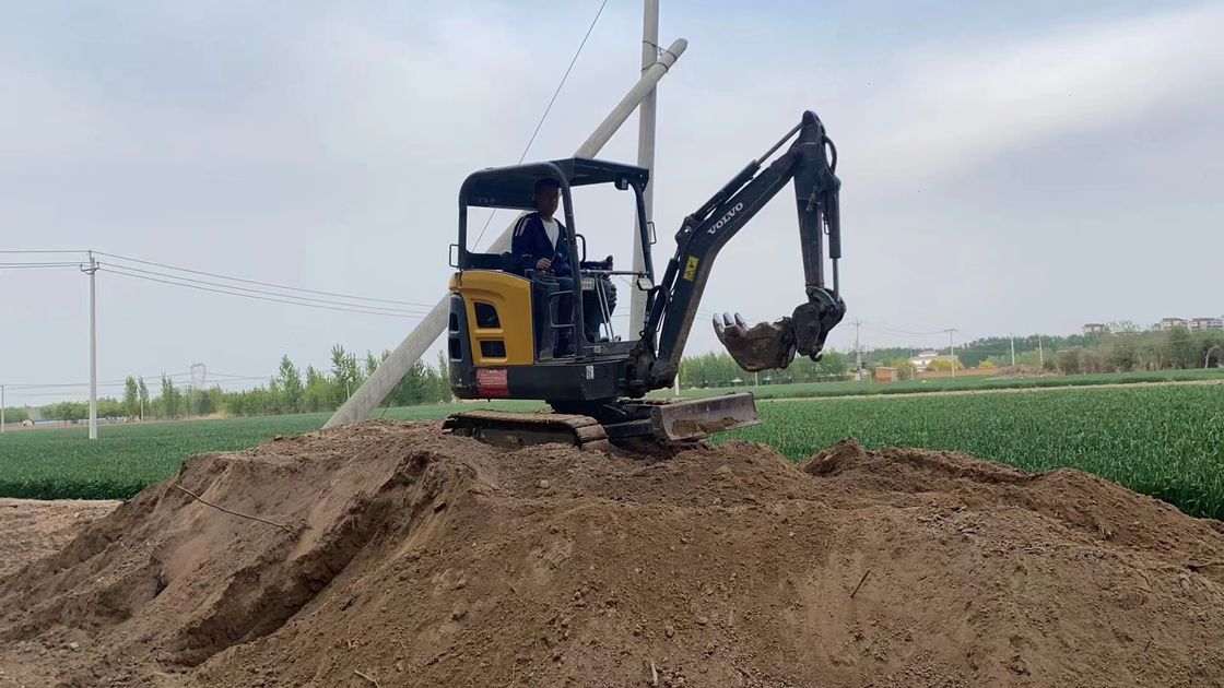 Thụy Điển nhập khẩu chất lượng cao Volvo EC18D máy đào lượn sử dụng gần như mới