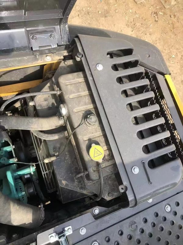 Thụy Điển nhập khẩu chất lượng cao Volvo EC140D máy đào lùn được sử dụng gần như mới 100% sẵn sàng