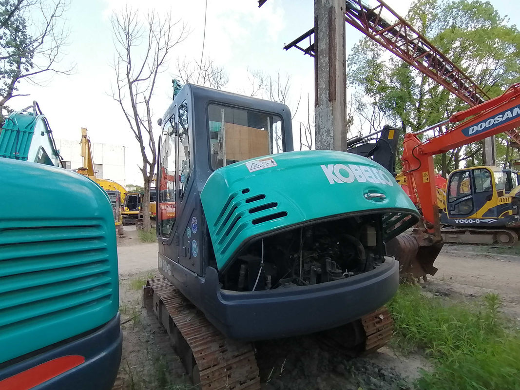 30.5kN KOBELCO SK60-C Máy đào Trọng lượng 5,95t Sức mạnh động cơ 42,4kW