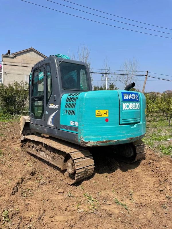 Máy đào mini cũ KOBELCO SK75-8 Máy đào Máy sử dụng động cơ Sức mạnh 42kW