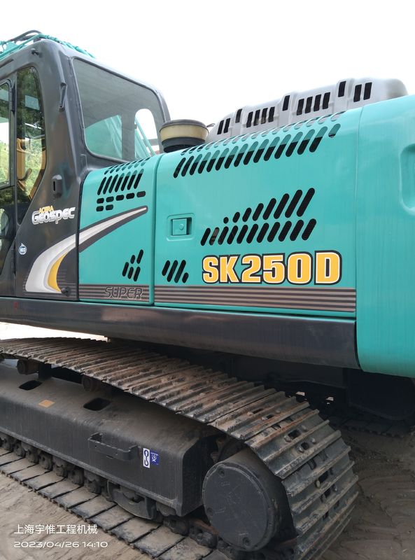 170 KN Tear Out Kobelco Sk250d Máy đào Trọng lượng 24,7t Sức mạnh động cơ 131kW