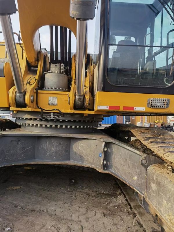 Liebherr R966 đã qua sử dụng sẵn sàng để làm việc và có kinh nghiệm nhập khẩu từ Đức trong tình trạng tốt