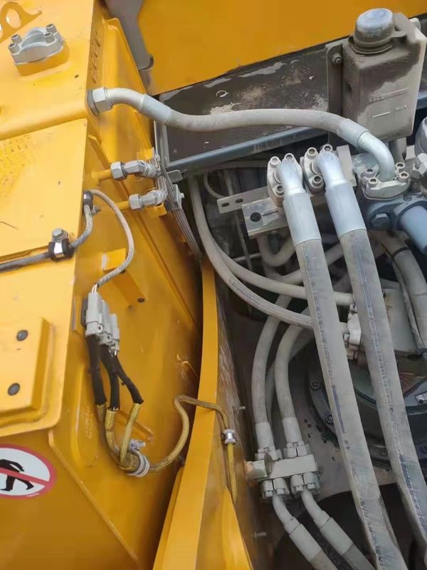 Liebherr R944 cũ sẵn sàng để làm việc và được nhập khẩu từ Đức trong tình trạng tốt.
