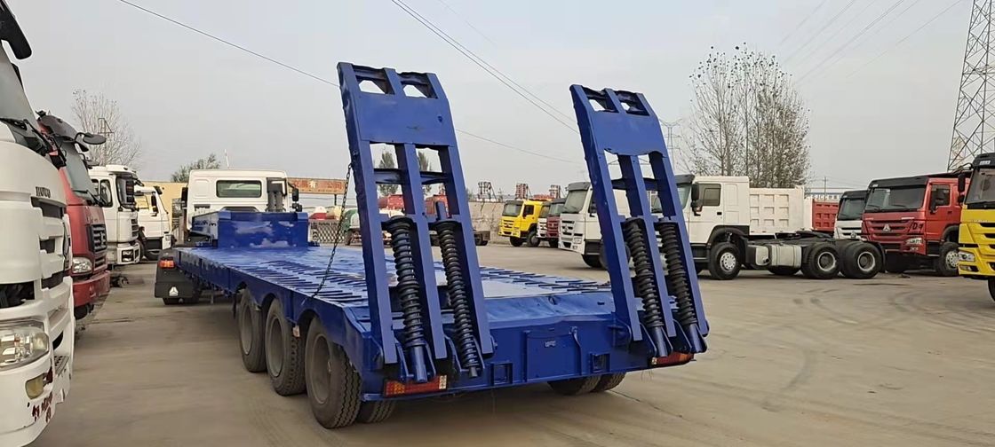 Semi-trailer hai trục thấp có độ trống đất thấp và khả năng chịu tải mạnh