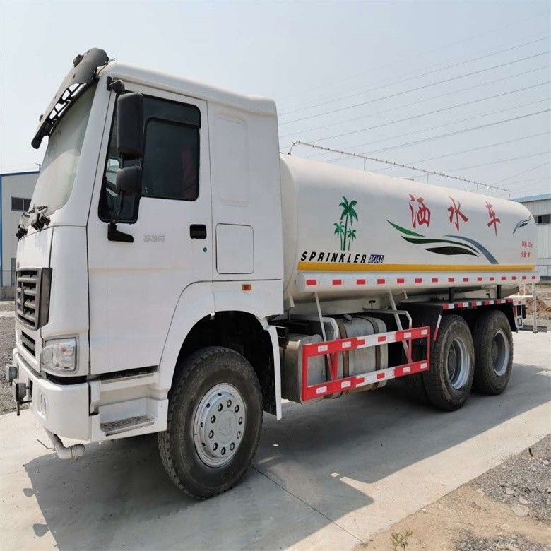 Sino Truck HOWO 6x4 Truck nước 12-16m Vùng phun 25000kg Trọng lượng xe