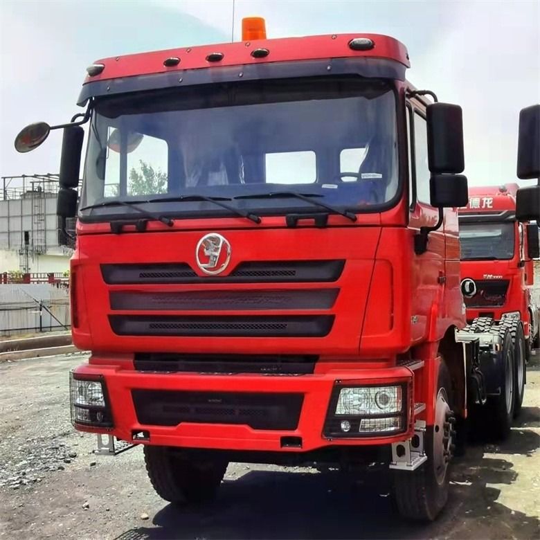 Shacman / FAW / Shacman / Beiben / Sinotruck Howo sử dụng LHD và RHD đơn hàng 6x4 đầu máy kéo