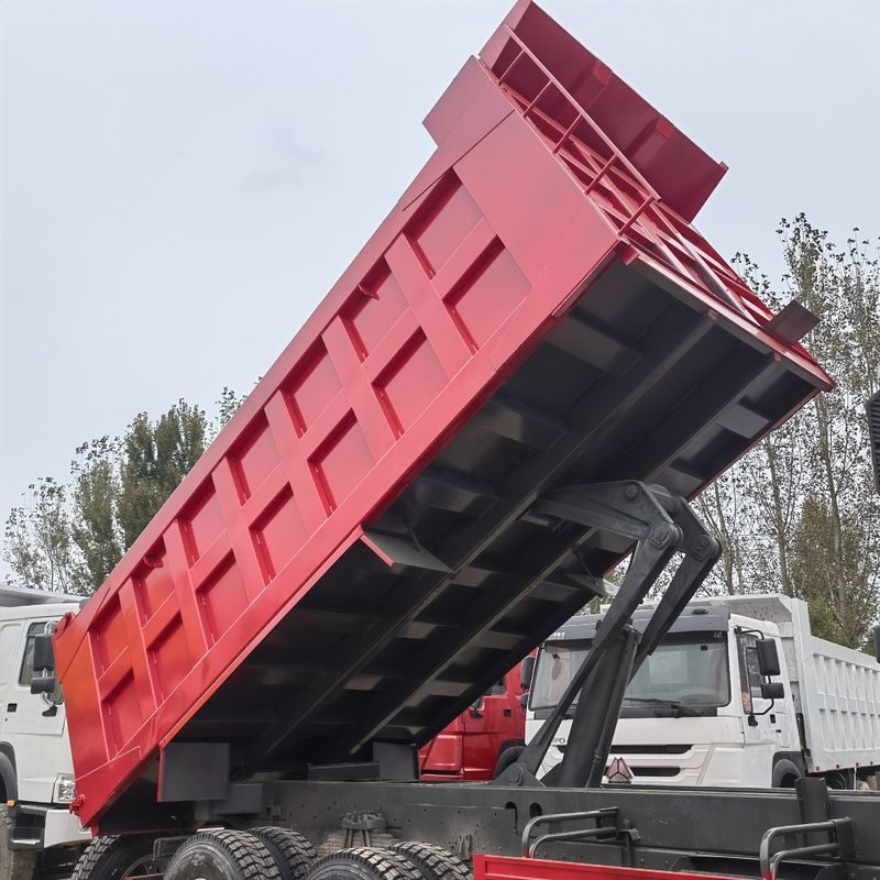 Xách tay thứ hai 371hp Dump Truck sử dụng Howo 6x4 Tipper Truck với hệ thống đa phương tiện 10 bánh xe
