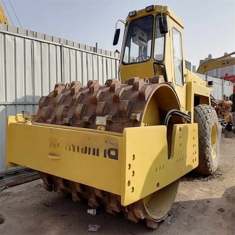 Động cơ diesel Đường dọc Bomag BW217D-2 Sử dụng Đường dọc Đường đạp thủy lực