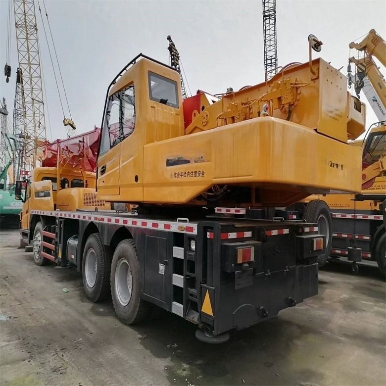 200 tấn xe tải đã qua sử dụng Sany trong thời gian làm việc hoàn hảo 1800-1900 Trong tình trạng tốt