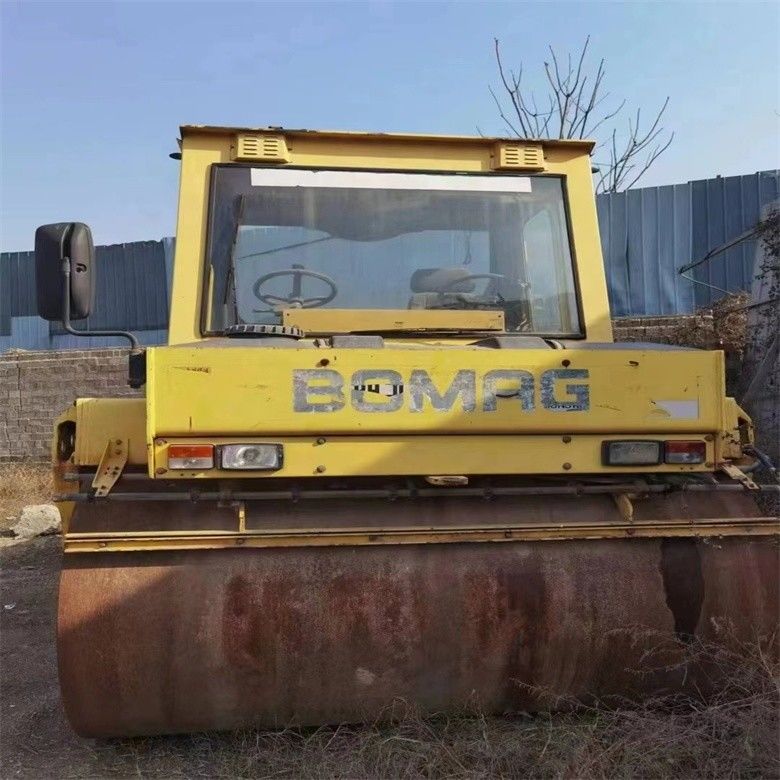 10 T trọng lượng hoạt động sử dụng BOMAG BW 202 AHD-2 đường lăn và hiệu suất đảm bảo