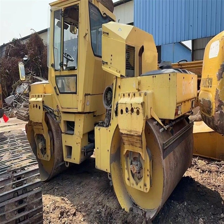 10 T trọng lượng hoạt động sử dụng BOMAG BW 202 AHD-2 đường lăn và hiệu suất đảm bảo