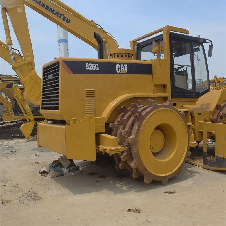 35 tấn sử dụng Caterpillar Cat 826G compactor trong tình trạng tuyệt vời màu gốc Nhật Bản