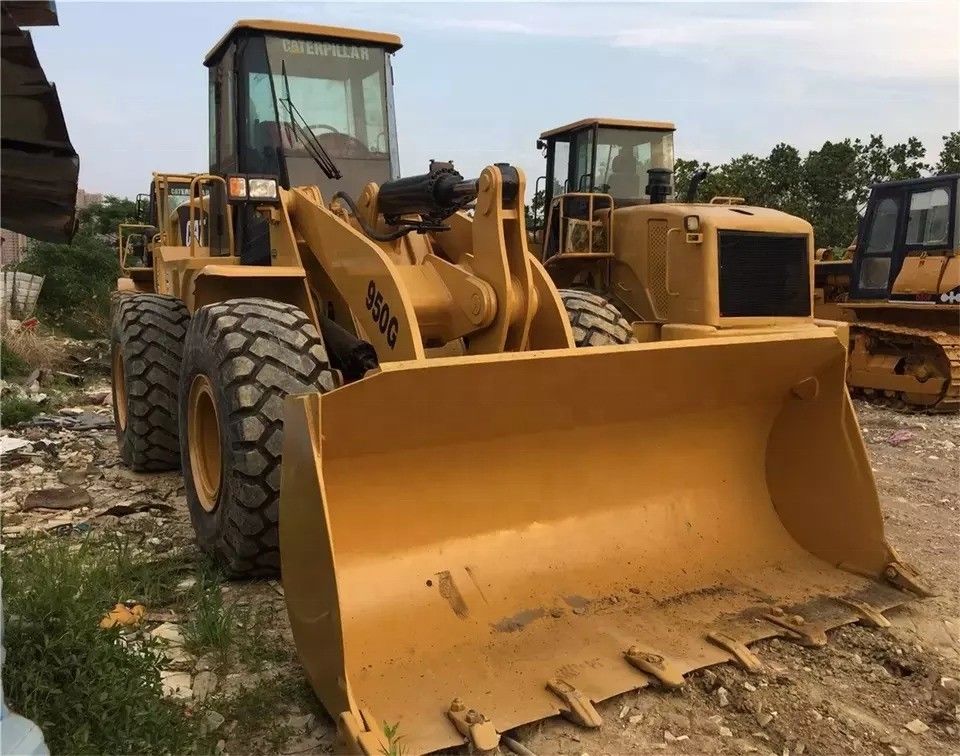Thả hàng 5 tấn Nhật Bản Caterpillar 950G Loader sử dụng Cat 950 Loader bánh tay
