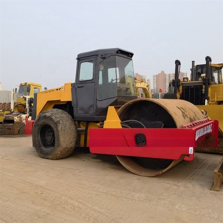 Thời gian làm việc thấp Nhật Bản làm Dynapac CA30D đường cuộn cho công trình xây dựng