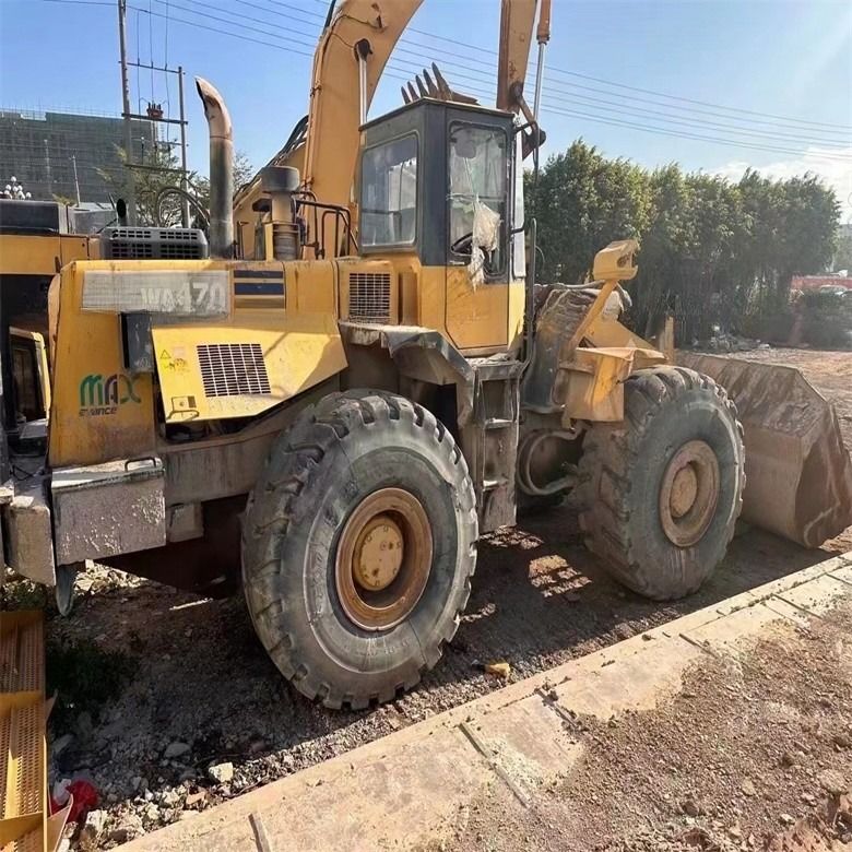 Tốt 2016 Komatsu WA470-3 Loader bánh xe 6,5 dung lượng khối 23 tấn tải giá cả phải chăng