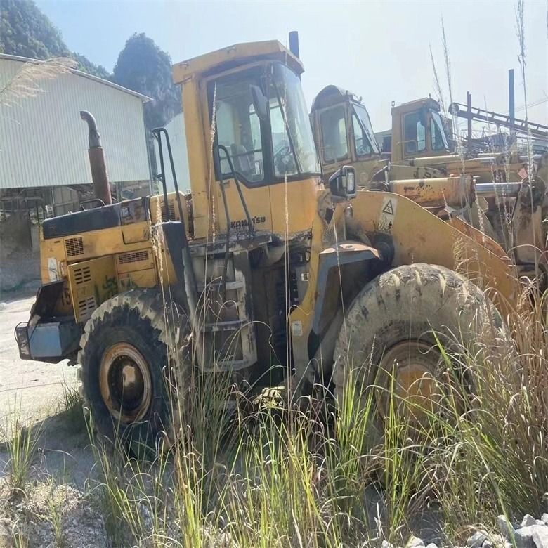 Máy tải phía trước 235KW Máy tải bánh xe Komatsu WA500-6 từ Nhật Bản 4.5 cúb tay thứ hai