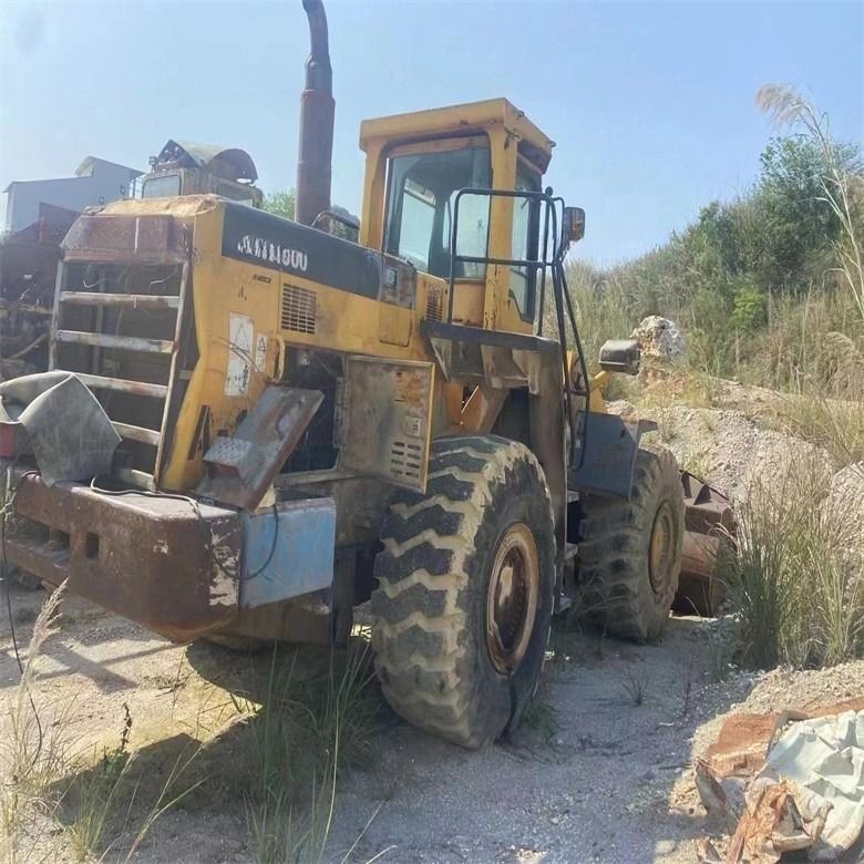 Máy tải phía trước 235KW Máy tải bánh xe Komatsu WA500-6 từ Nhật Bản 4.5 cúb tay thứ hai