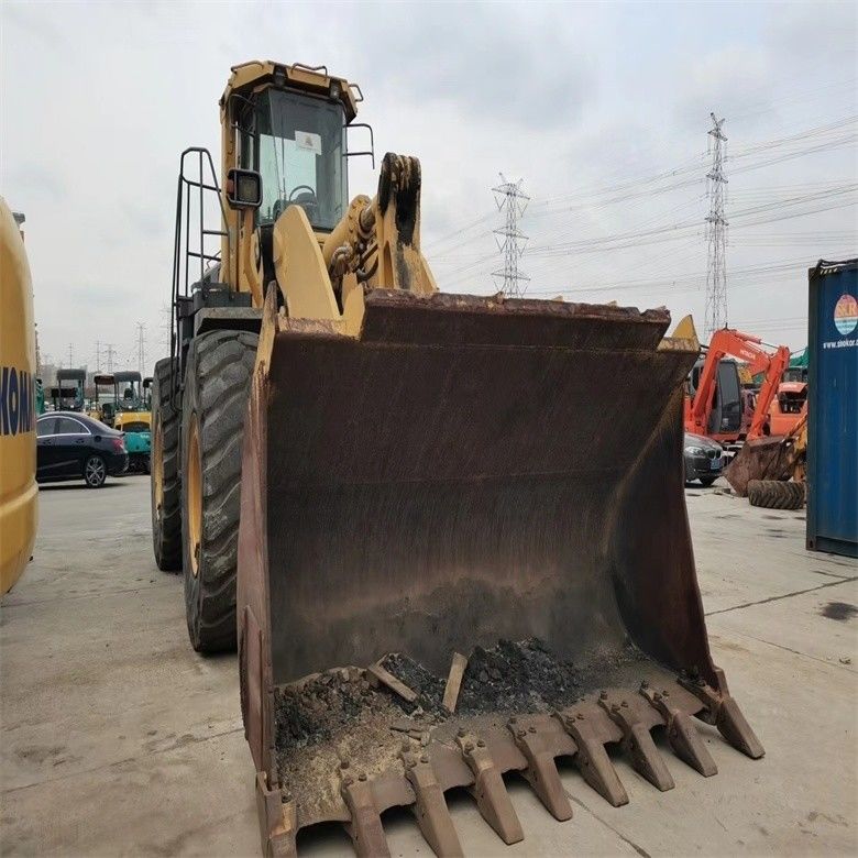 Thời gian làm việc thấp WA600-6 Loader bánh xe từ Nhật Bản với trọng lượng máy 44000-44500 kg
