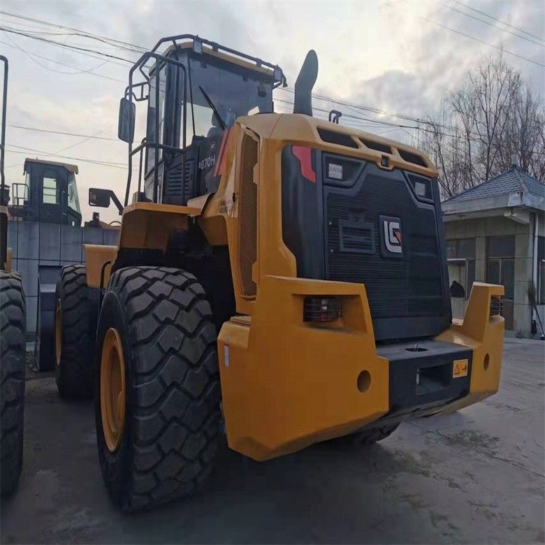 LIUGONG 870H 7 Tons Wheel Loader với giờ làm việc thấp và máy bơm thủy lực gốc