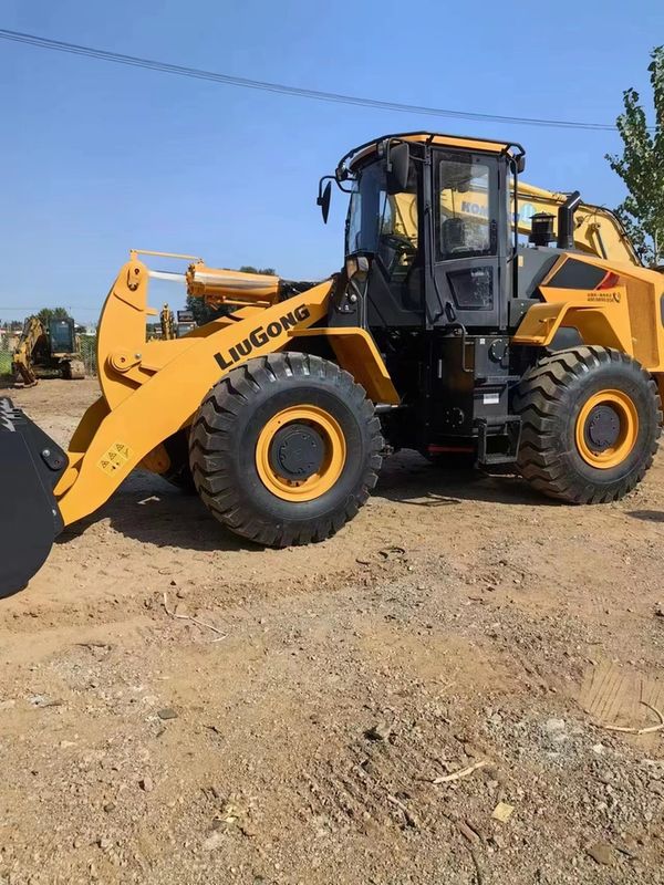 Liugong 856H Máy tải bánh xe 5 tấn 6 xi lanh 1,8-5,6 m3 Capacity Bucket for 1 Year