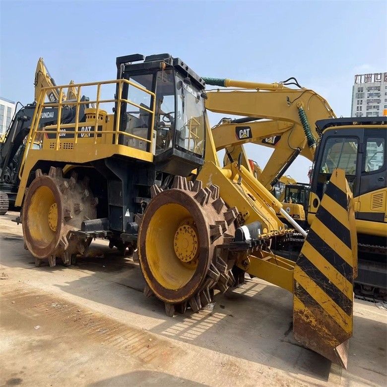 Nhật Bản sản xuất CAT 826G Compact CAT Original với động cơ 3406 DITA trong giờ làm việc thấp