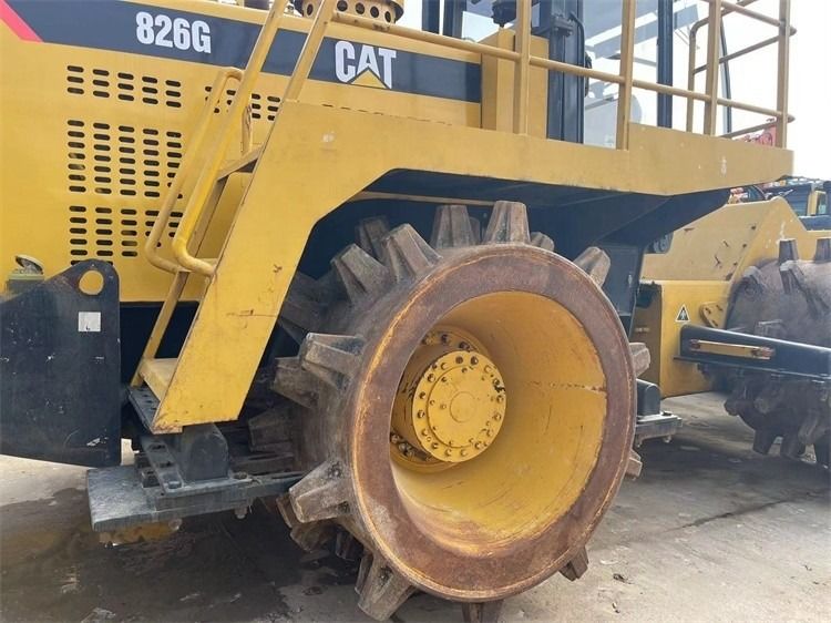 Nhật Bản sản xuất CAT 826G Compact CAT Original với động cơ 3406 DITA trong giờ làm việc thấp