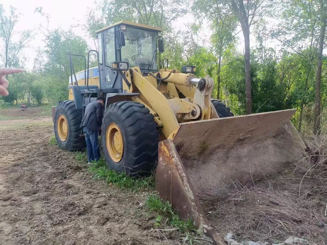SEM 630B Loader Bulldozer loại đường ray LGP với bộ rách thân duy nhất