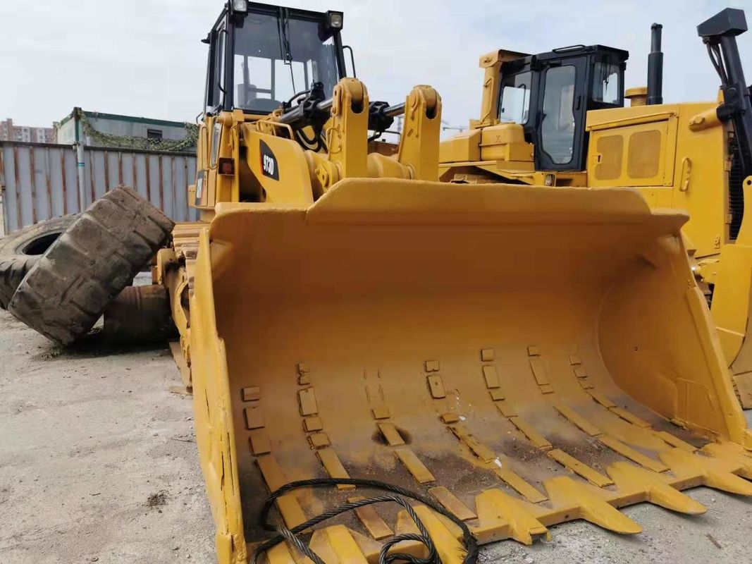 Máy tải bánh xe Nhật Bản sử dụng cho hoạt động mượt mà và di chuyển loại CAT 973