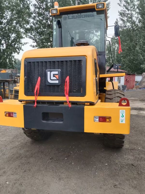 Sử dụng LIUGONG 835 Loader bánh xe đáng tin cậy Loader tay thứ hai 1.7 M3 dung lượng xô