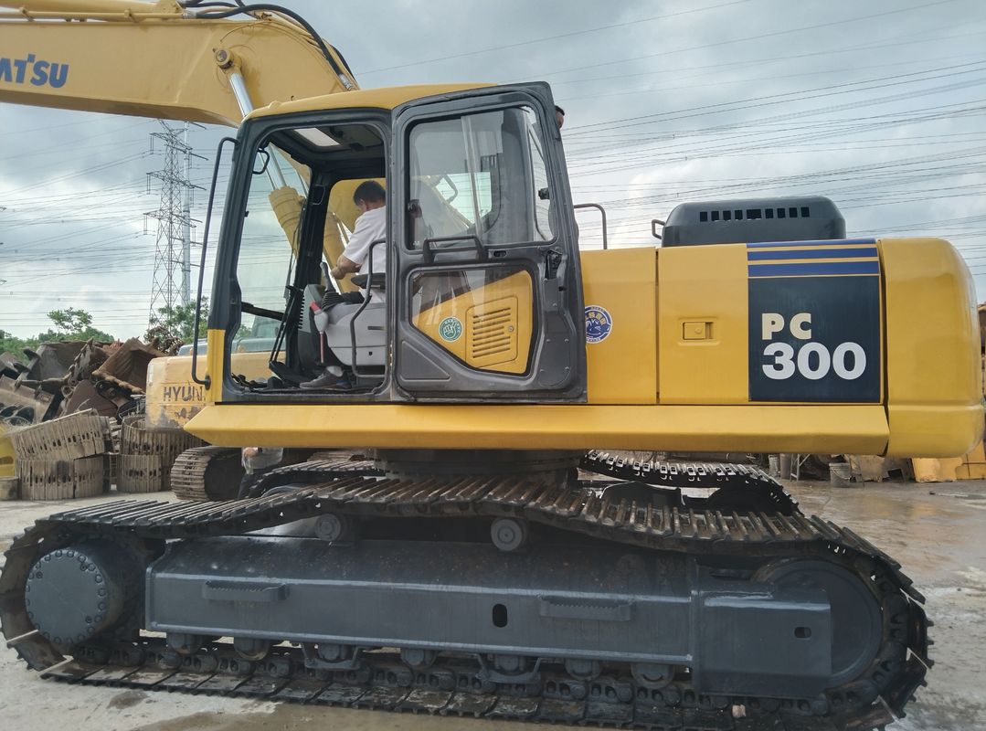 Máy đào Komatsu PC300-7 cũ với động cơ 180 kW Điện lực thủy lực Crawler Digger