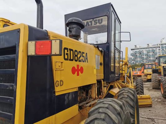 Máy đánh giá động cơ KOMATSU GD825A đã qua sử dụng
