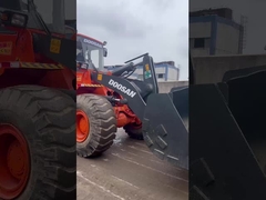 Máy tải bánh xe Doosan Dl503-9c chất lượng cao được sử dụng năm 2022